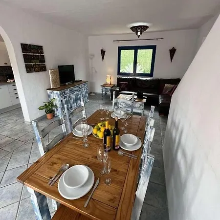 Villa Casa May